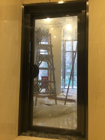 常閉式防火玻璃門(mén)